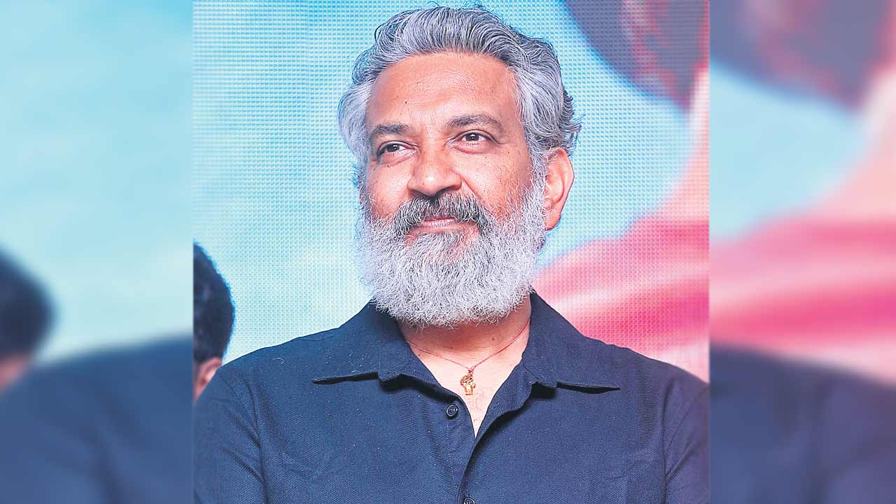 రహస్య ఛేదనలో..