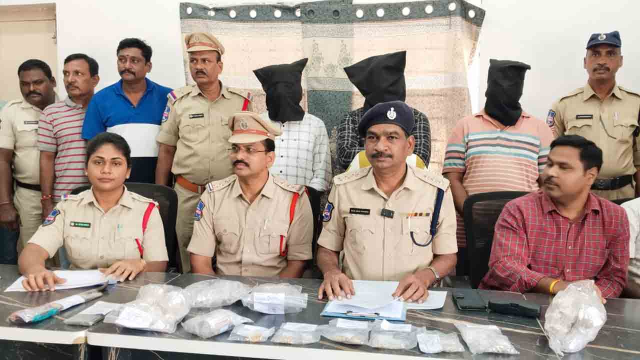 Kothagudem | కొత్తగూడెంలో వరుస చోరీలకు పాల్పడుతున్న కరడుగట్టిన దొంగ అరెస్ట్‌..