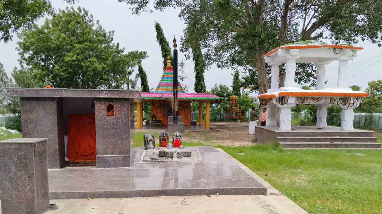 Sulthanabad | సొంత గ్రామంపై మక్కువతో.. అభివృద్ధికి కృషిచేస్తున్న రిటైర్డ్‌ ఐపీఎస్‌