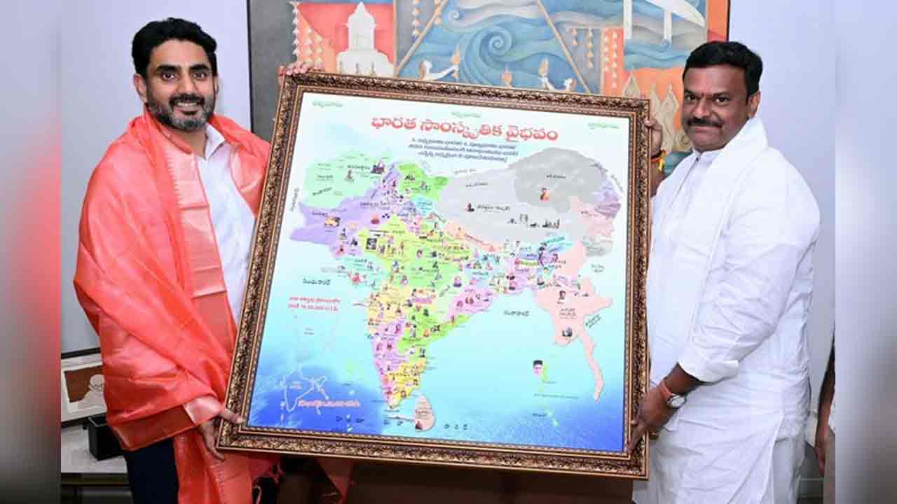 KTR | భార‌త‌దేశ చిత్ర‌ప‌టం నుంచి తెలంగాణ తొల‌గింపు.. బీజేపీ నేత‌లు క్ష‌మాప‌ణ‌లు చెప్పాల‌ని కేటీఆర్ డిమాండ్