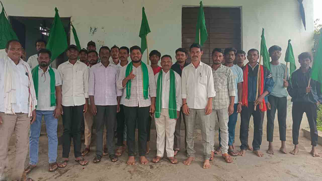 Tribal leaders | సొంత రాజకీయాల కోసం ఆదివాసీలను బలి చేయోద్దు : నాయకుల హెచ్చరిక