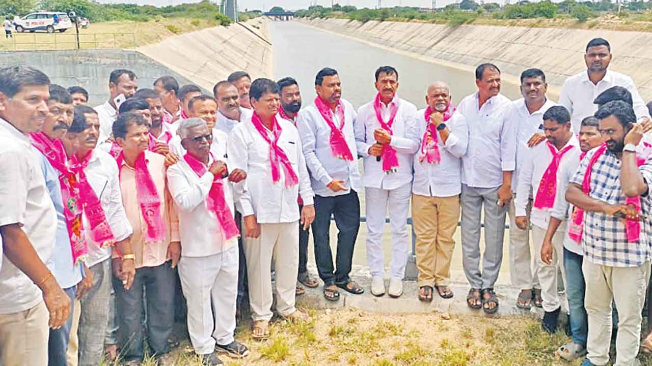 మా నీళ్లు మాకేనని.. కదిలిన గులాబీ దండు
