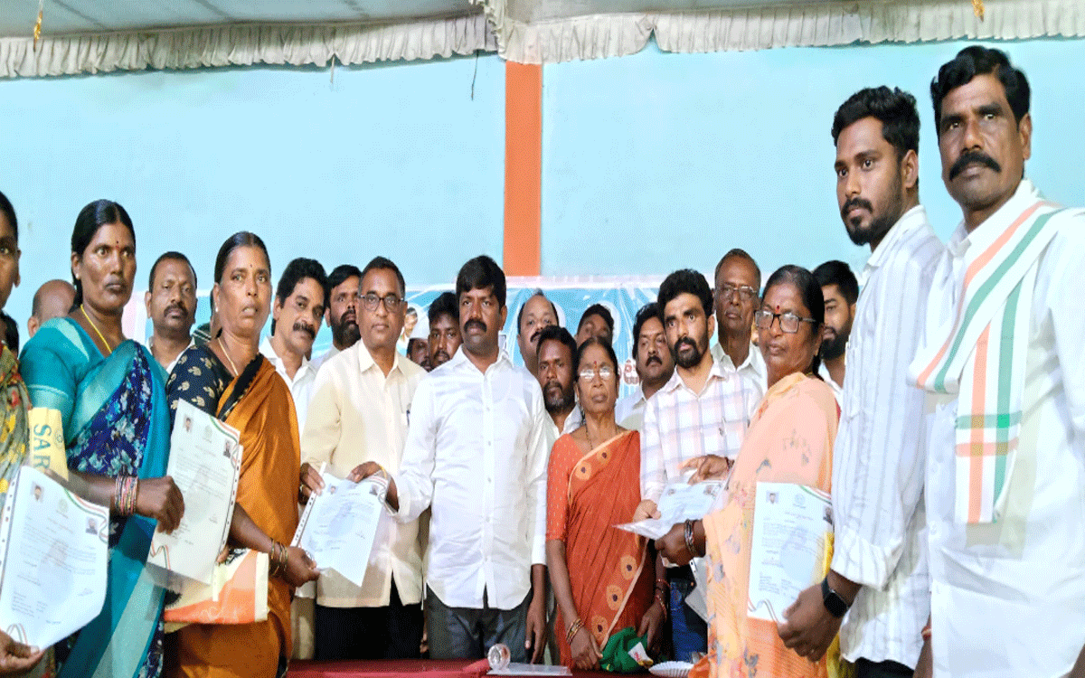 Chityala : ప్రజా ప్రభుత్వానికి అండగా ఉందాం : ఎమ్మెల్యే వేముల వీరేశం