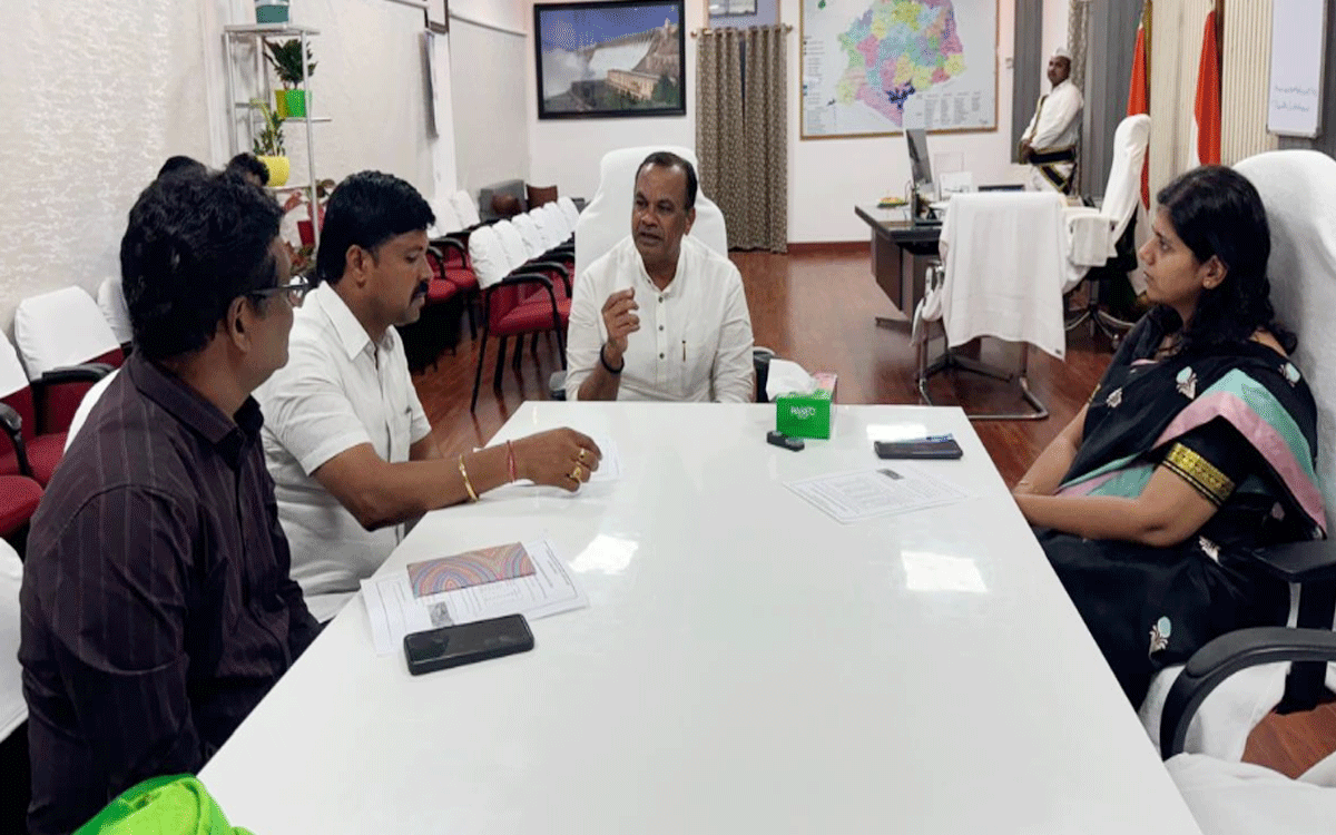 Nalgonda : ఆయిల్‌పామ్ సాగు పెంచాలి : మంత్రి కోమటిరెడ్డి వెంక‌ట్‌రెడ్డి