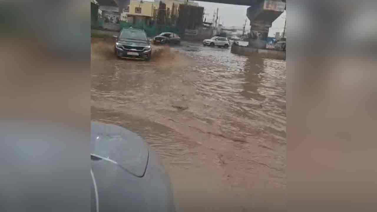 Vikarabad | చెరువును తలపిస్తున్న ఫతేపూర్ – వికారాబాద్ రోడ్డు