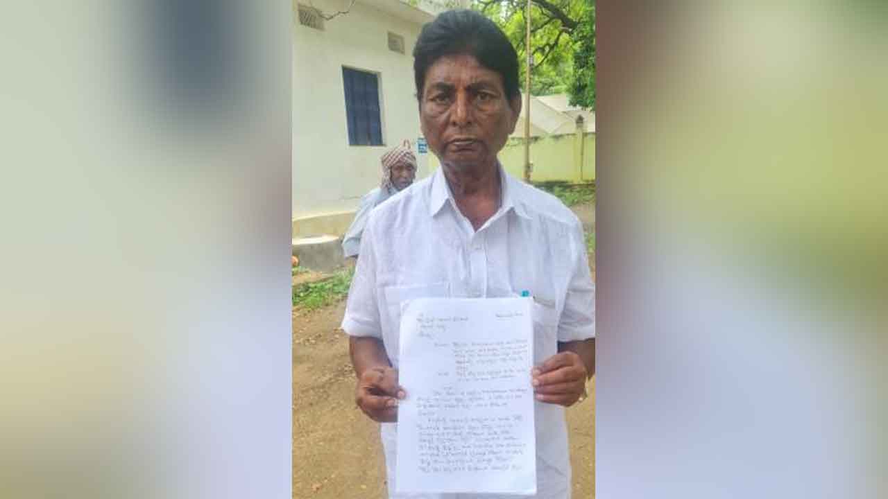 Warangal | ఇంటిని కూల్చిన వారిపై చర్యలు తీసుకోవాలి..కలెక్టర్‌కు ఫిర్యాదు చేసిన బాధితుడు