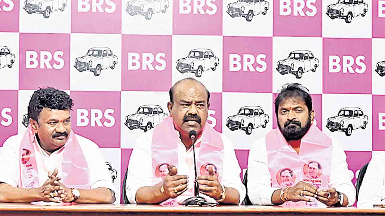 కరీంనగర్‌లో 14న బీసీ గర్జన.. రిజర్వేషన్లకు చట్టబద్ధత ఉండాల్సిందే