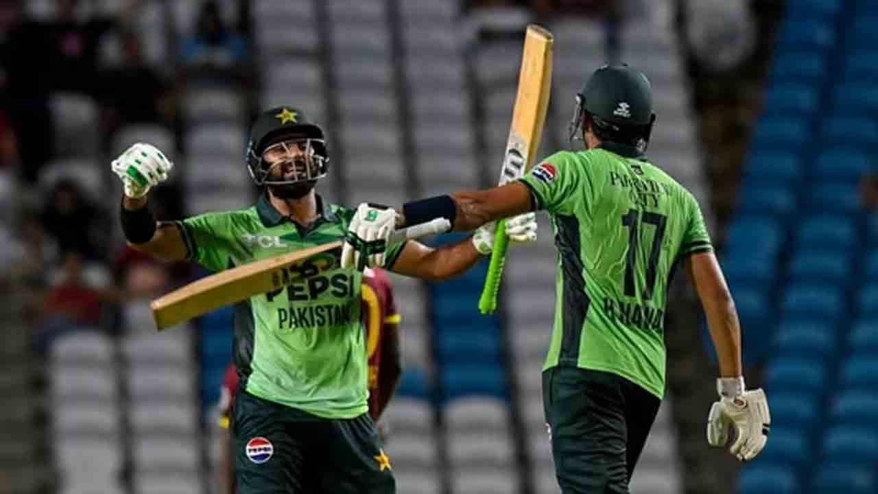 పాక్‌దే తొలి వన్డే.. విండీస్‌పై ఐదు వికెట్లతో విజయం