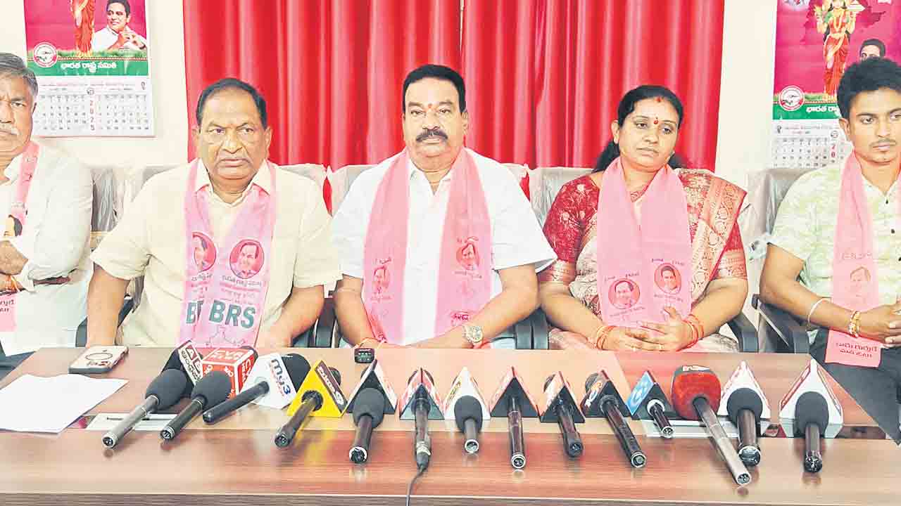 నమ్మించి కాంగ్రెస్‌ మోసం… రిజర్వేషన్ల పేరిట బీసీలకు రేవంత్‌ వంచన