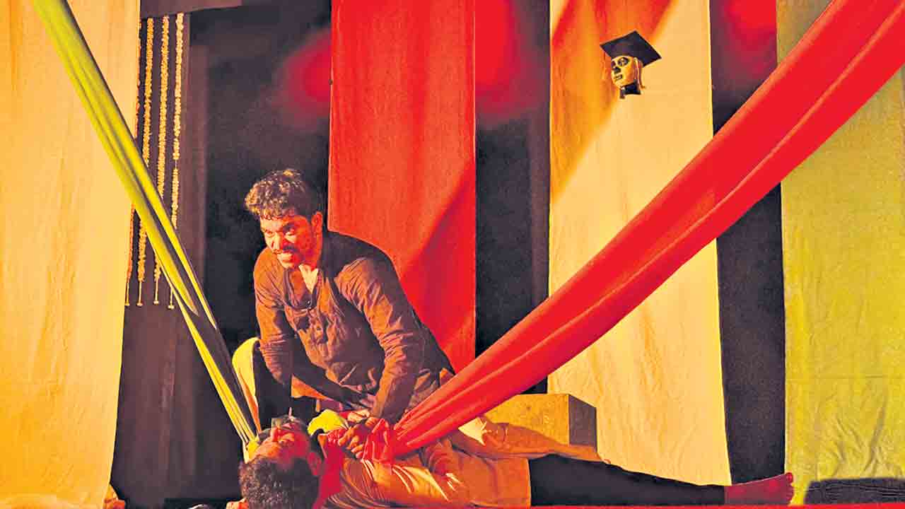 రుఖో.. సబర్‌ కరో.. ఇది కొక్కోరొక్కో!