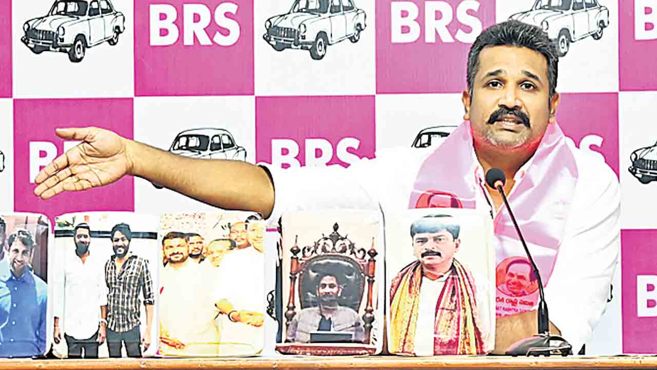 రేవంత్‌ కుటుంబం లూటీ.. అన్నిశాఖల్లో వారిదే హస్తం