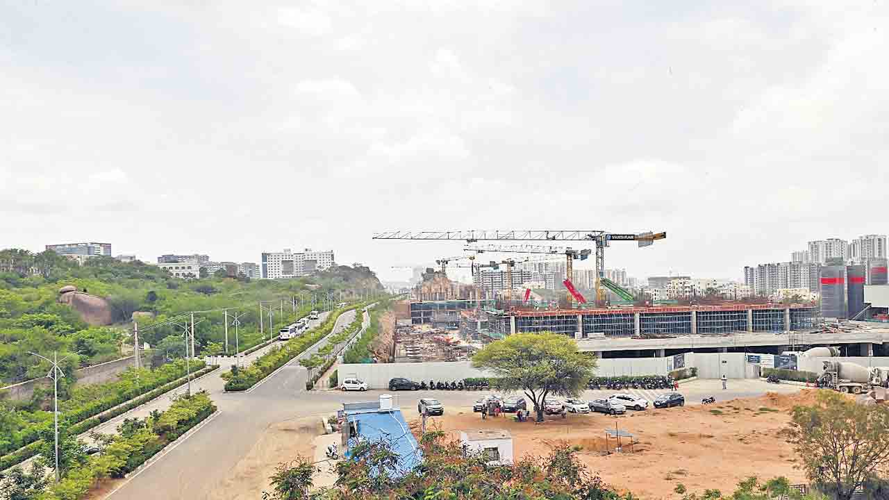 ఏది అక్రమం.. ఏది సక్రమం?.. కాంగ్రెస్‌ సర్కారు తీరుతో హైదరాబాద్‌ వాసుల్లో సందిగ్ధం