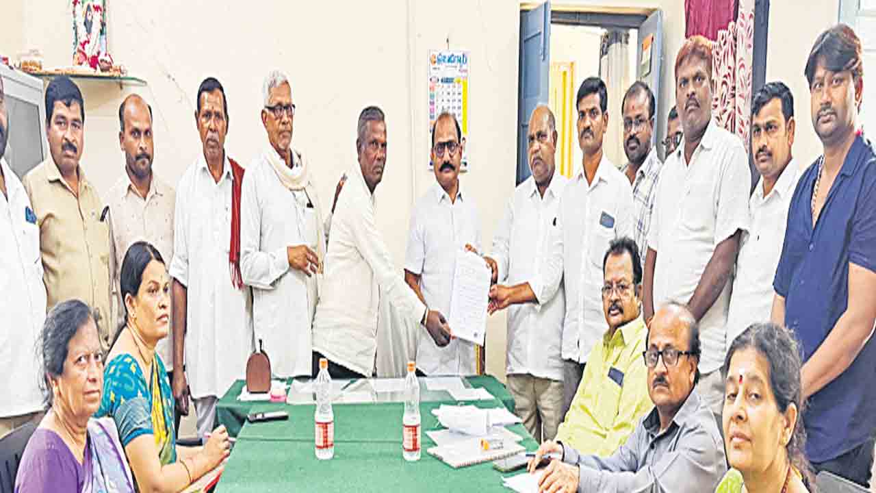 జోరుగా డబుల్‌ రిజిస్ట్రేషన్లు?