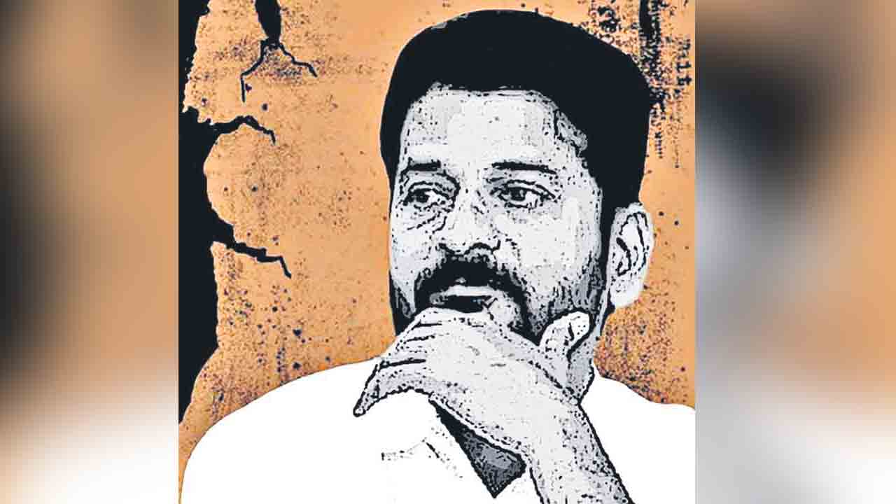 డ్రామాలు నడిపే జీవితం