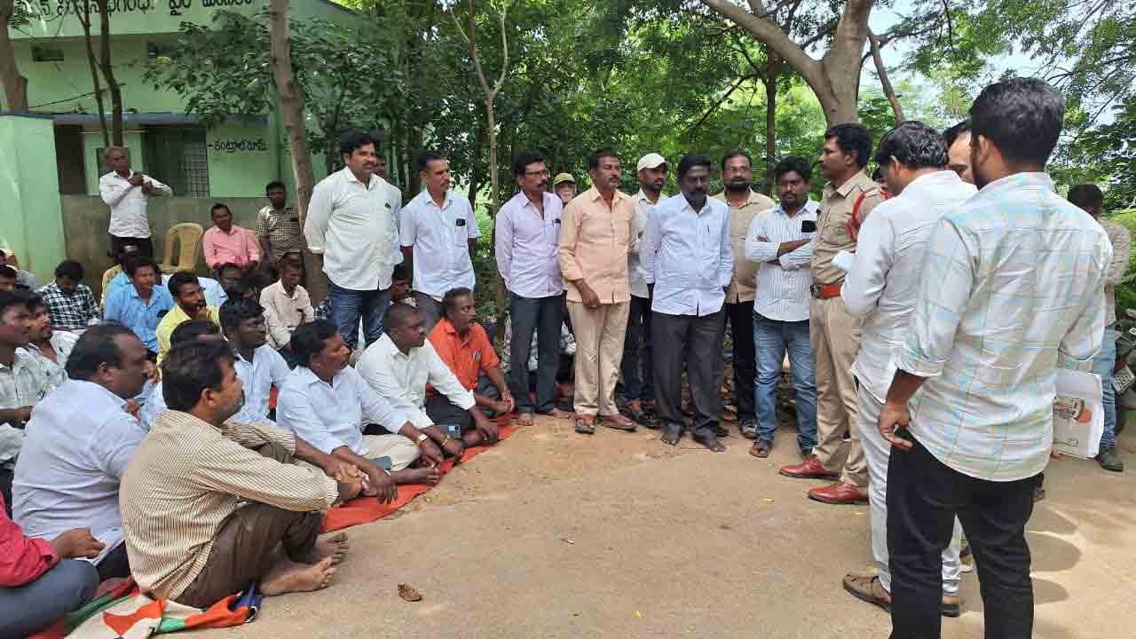 మిషన్‌ భగీరథ కార్మికుల సమ్మె