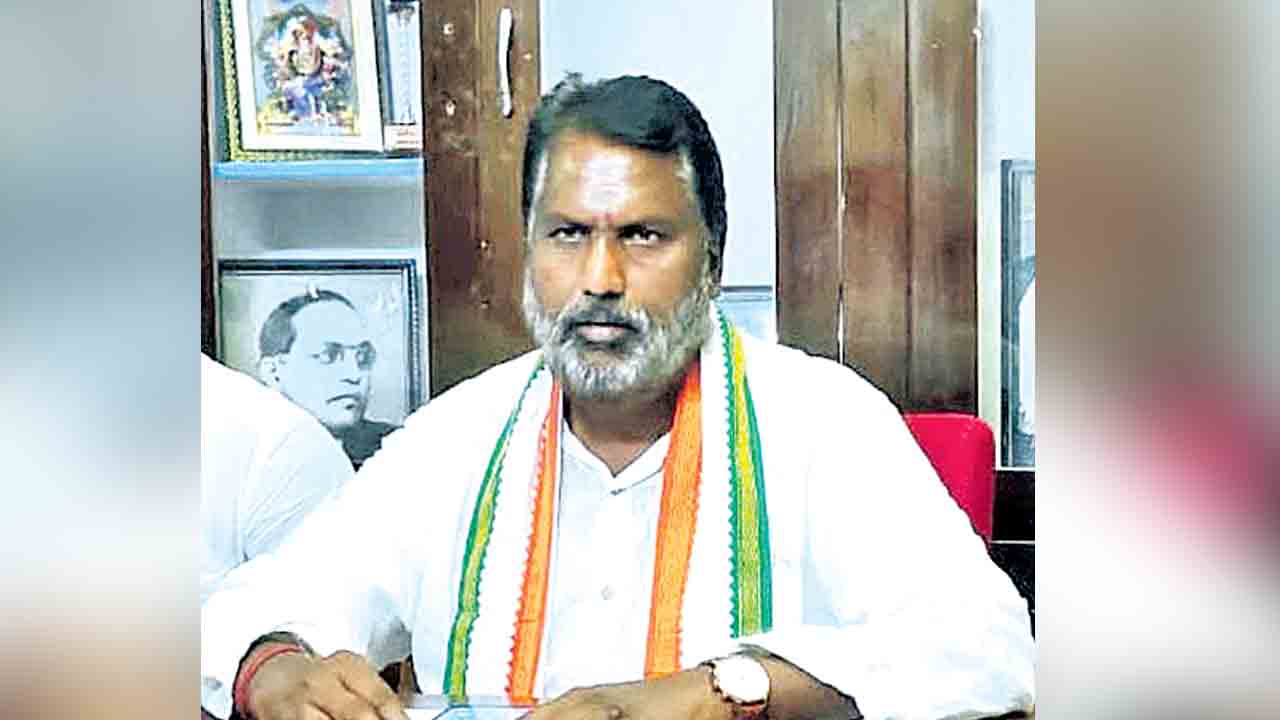 ఆదివాసీల సంక్షేమానికి ప్రాధాన్యం