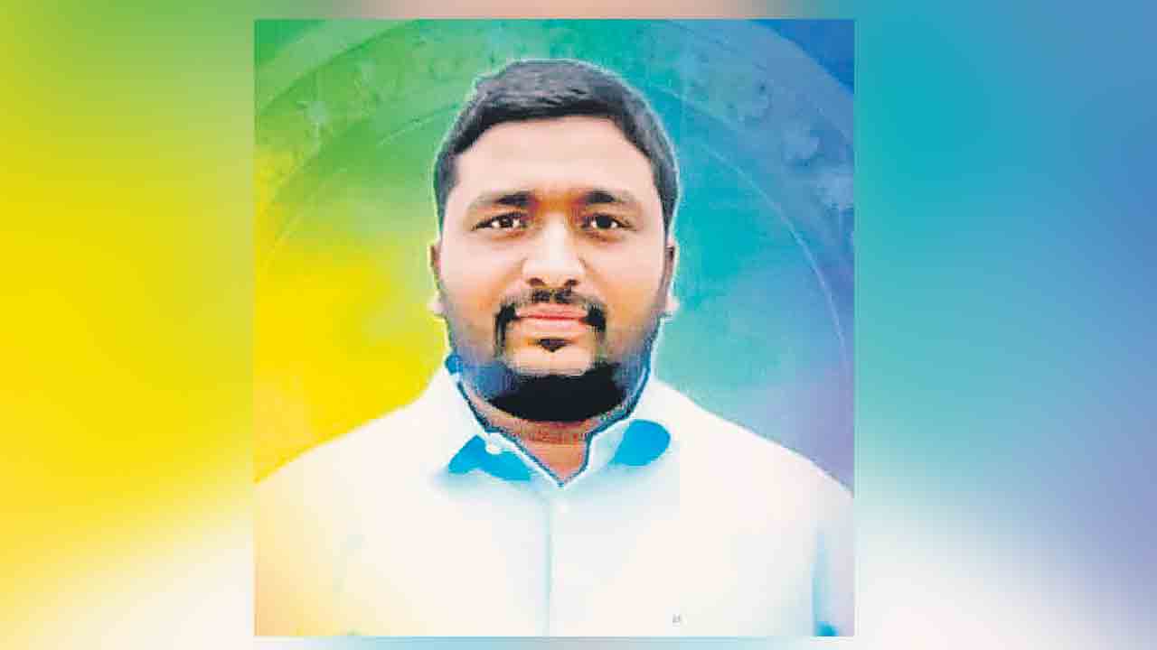 బదిలీ మనస్తాపంతో హోంగార్డు ఆత్మహత్య