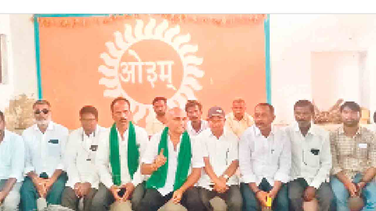 న్యాయమైన పరిహారమివ్వాలి