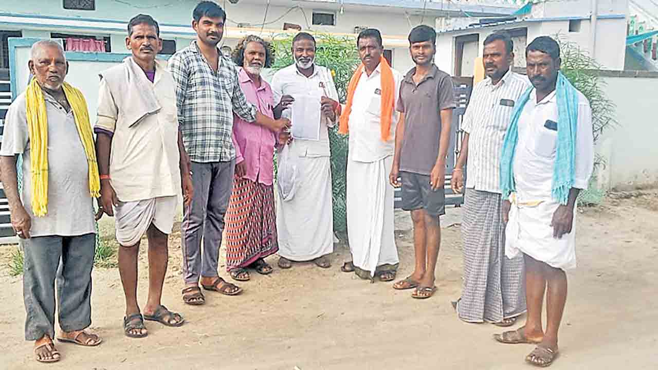 సర్కార్‌ వైఖరితో విసిగిపోయాం