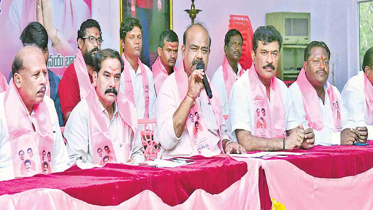 కాంగ్రెస్‌ పార్టీ బీసీల ద్రోహి