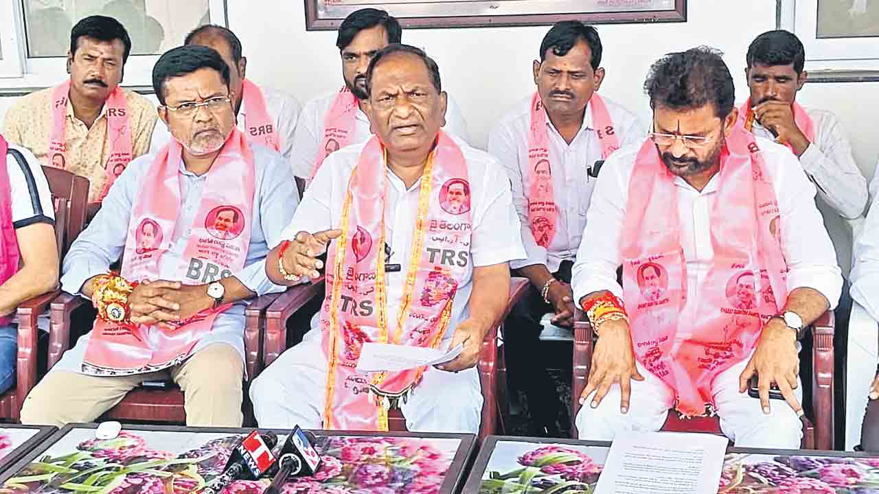 కేసీఆర్‌పై కక్షతోనే రైతులకు అరిగోస