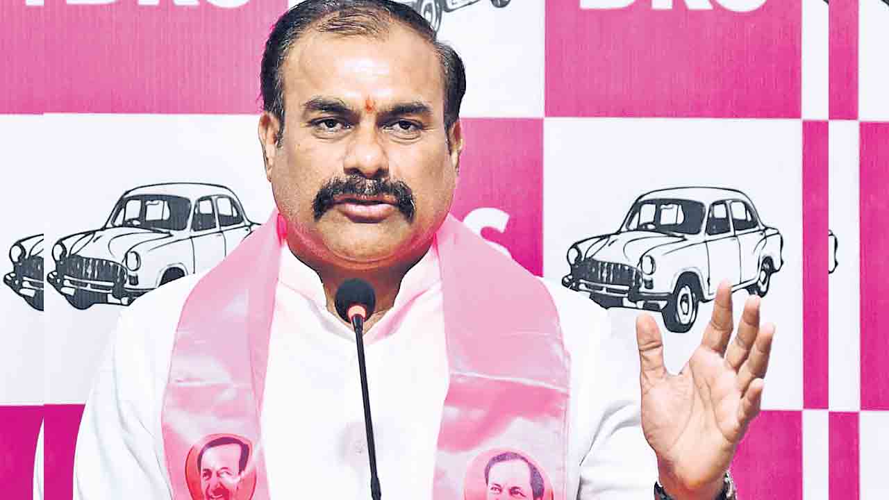 అక్రమ అరెస్టులతో పోరాటాలు ఆపలేరు