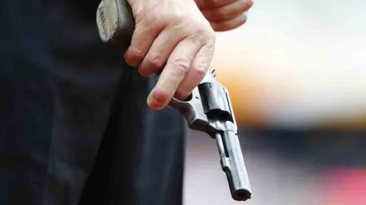 సిటీలో అక్రమాయుధాల ముఠాలు!