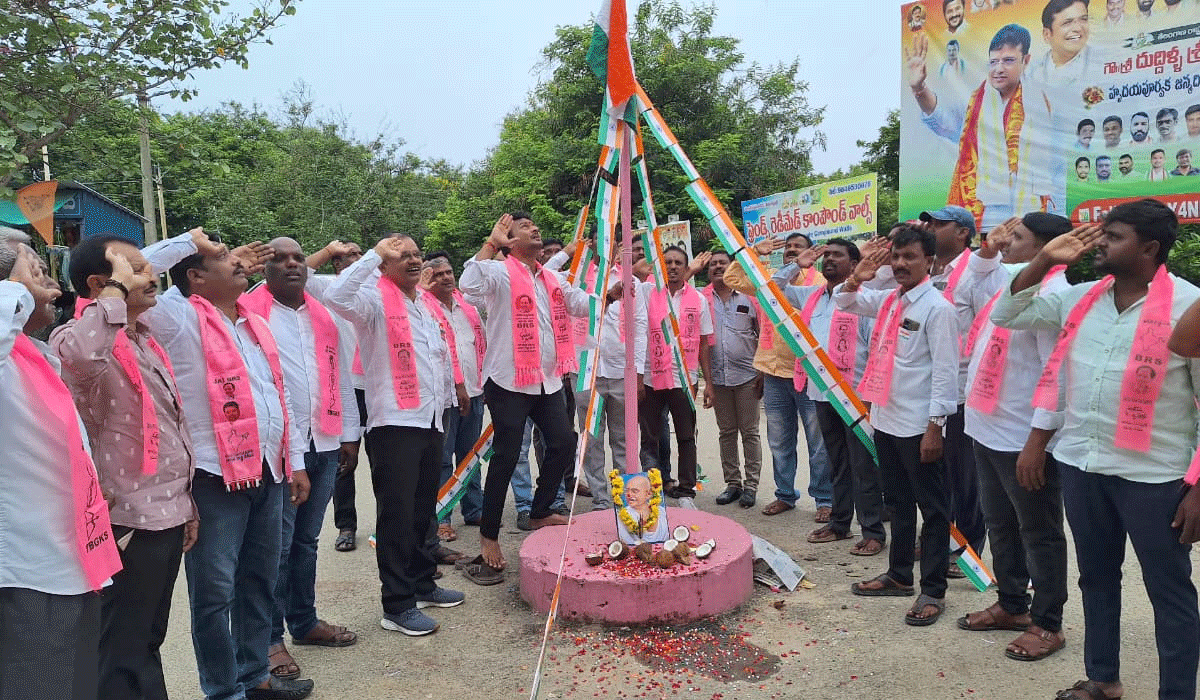 Independence Day | రామగిరి మండలంలో గ్రామ గ్రామాన స్వాతంత్ర్య దినోత్సవ వేడుకలు