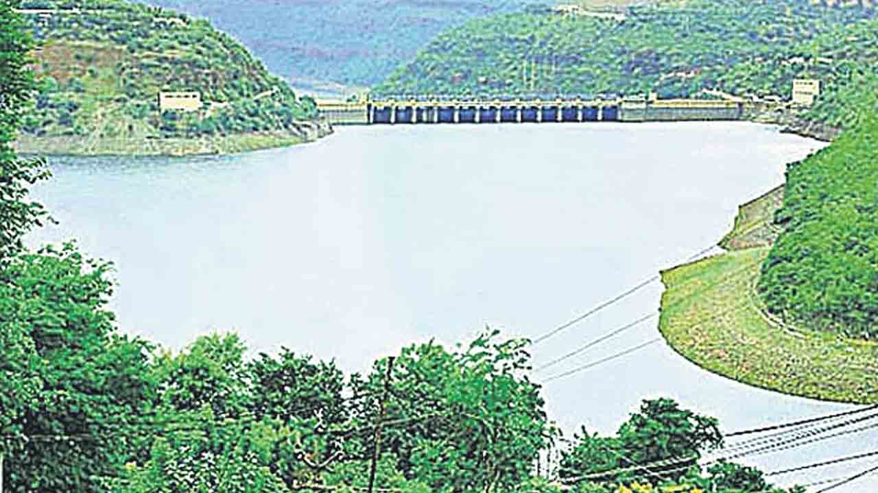 ఏపీ వల్లే కృష్ణా బేసిన్‌లో నీటికొరత