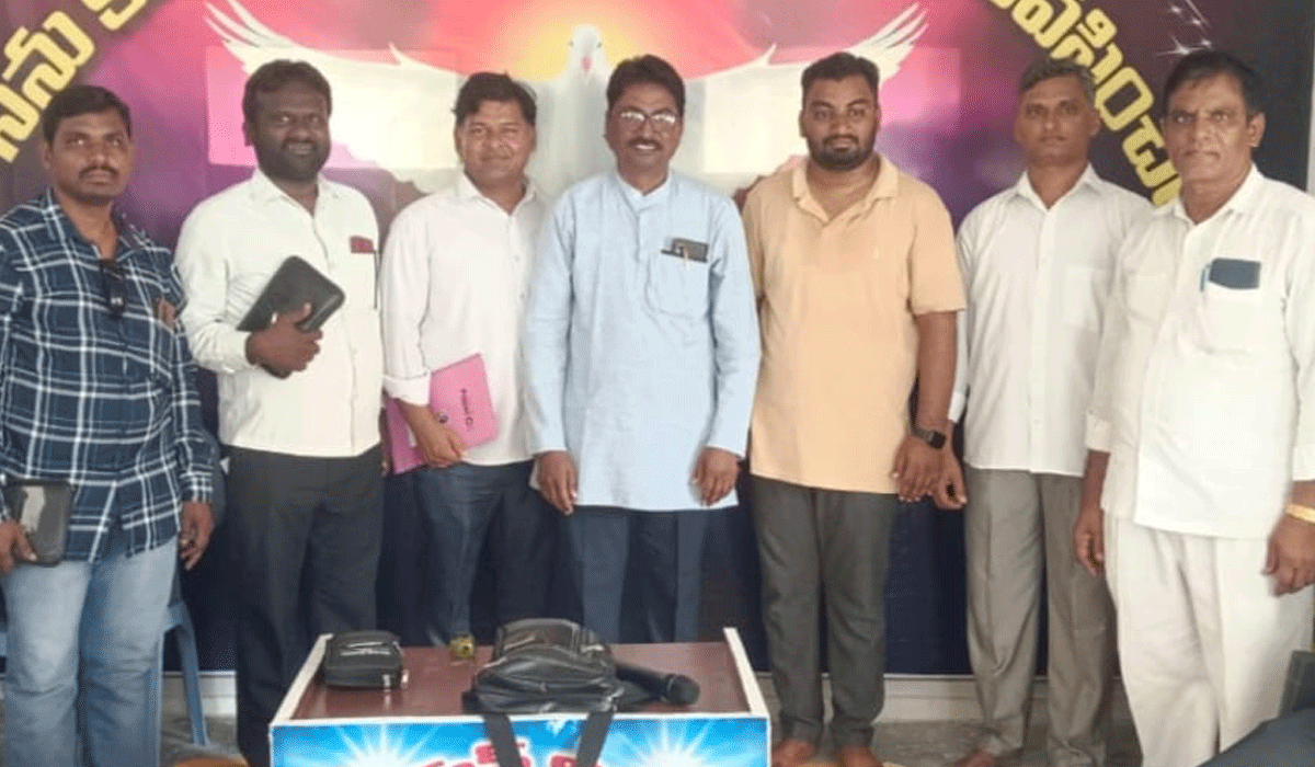 Pastors Association | పెద్దపల్లి జిల్లా పాస్టర్స్ అసోసియేషన్ నూతన కమిటీ ఎన్నిక