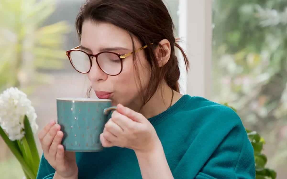 Warm Water | రోజూ గోరు వెచ్చ‌ని నీళ్ల‌ను తాగ‌డం అల‌వాటు చేసుకుంటే ఎన్ని లాభాలు క‌లుగుతాయో తెలుసా..?