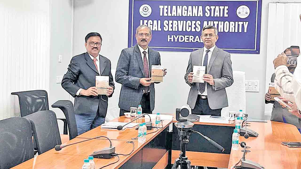 మాజీ సైనికులకు ఉచితంగా న్యాయ సేవలు