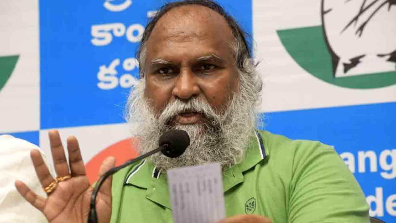 మా పార్టీలో కోవర్టులు: జగ్గారెడ్డి