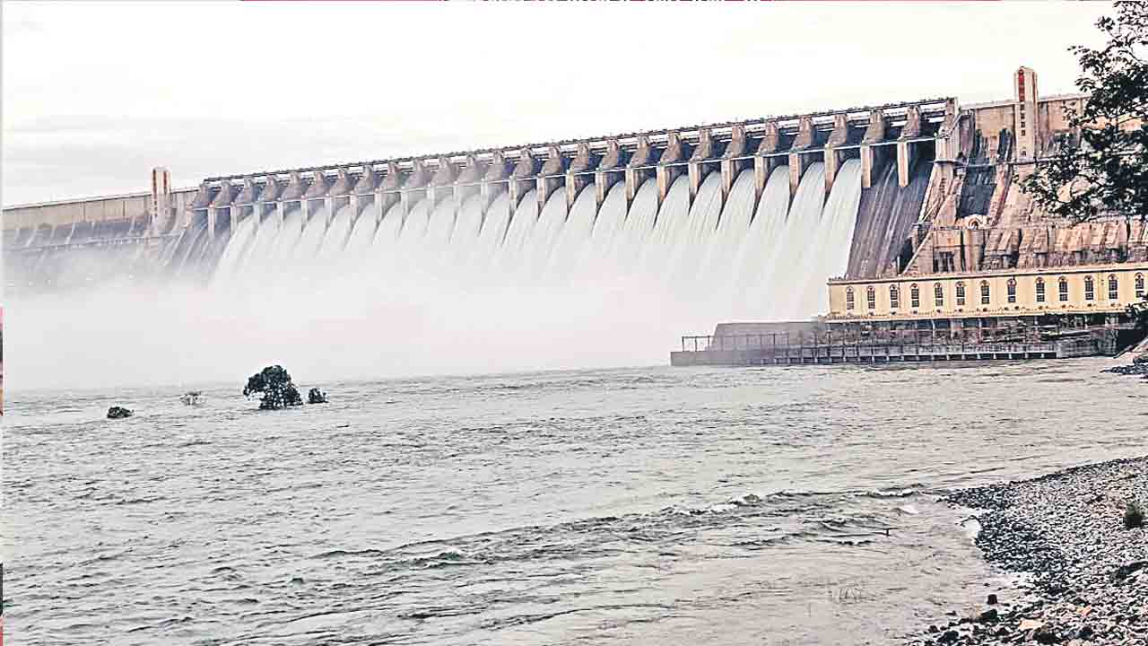 కృష్ణమ్మకు భారీగా వరద