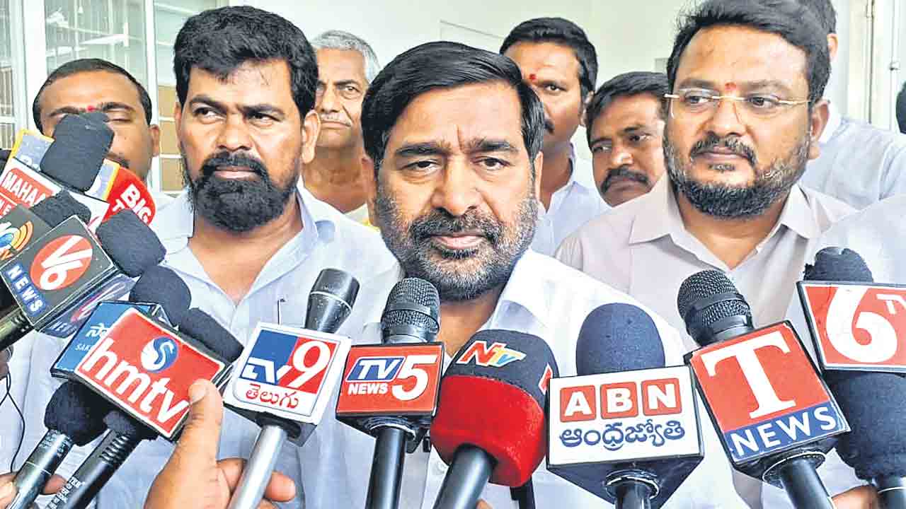 రైతును నట్టేట ముంచేందుకు రేవంత్‌ కుట్ర
