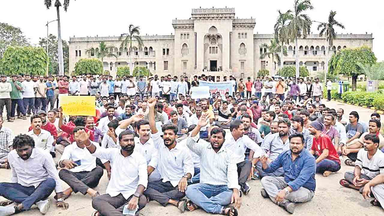 తెలంగాణలో కంచెల పాలన..!