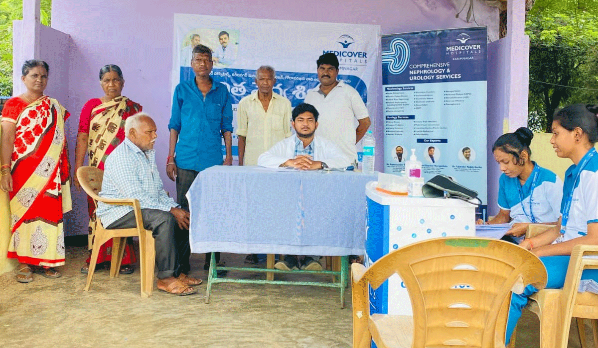 Free mega medical camp | గాంధీనగర్లో ఉచిత మెగా వైద్య శిబిరం.. కాలనీవాసుల నుంచి విశేష స్పందన