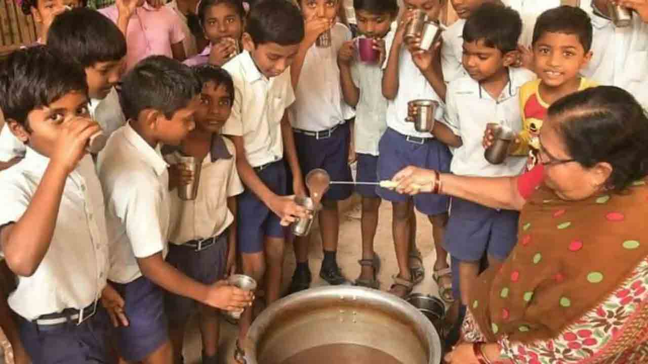 సర్కారు బడుల్లో రాగిజావ