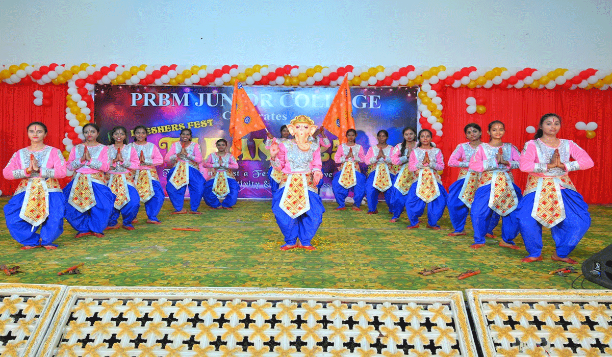 Freshers’ Day celebrations | కోరుట్ల పీఆర్‌బీఎం కళాశాలలో అలరించిన ఫ్రెషర్స్ డే వేడుకలు
