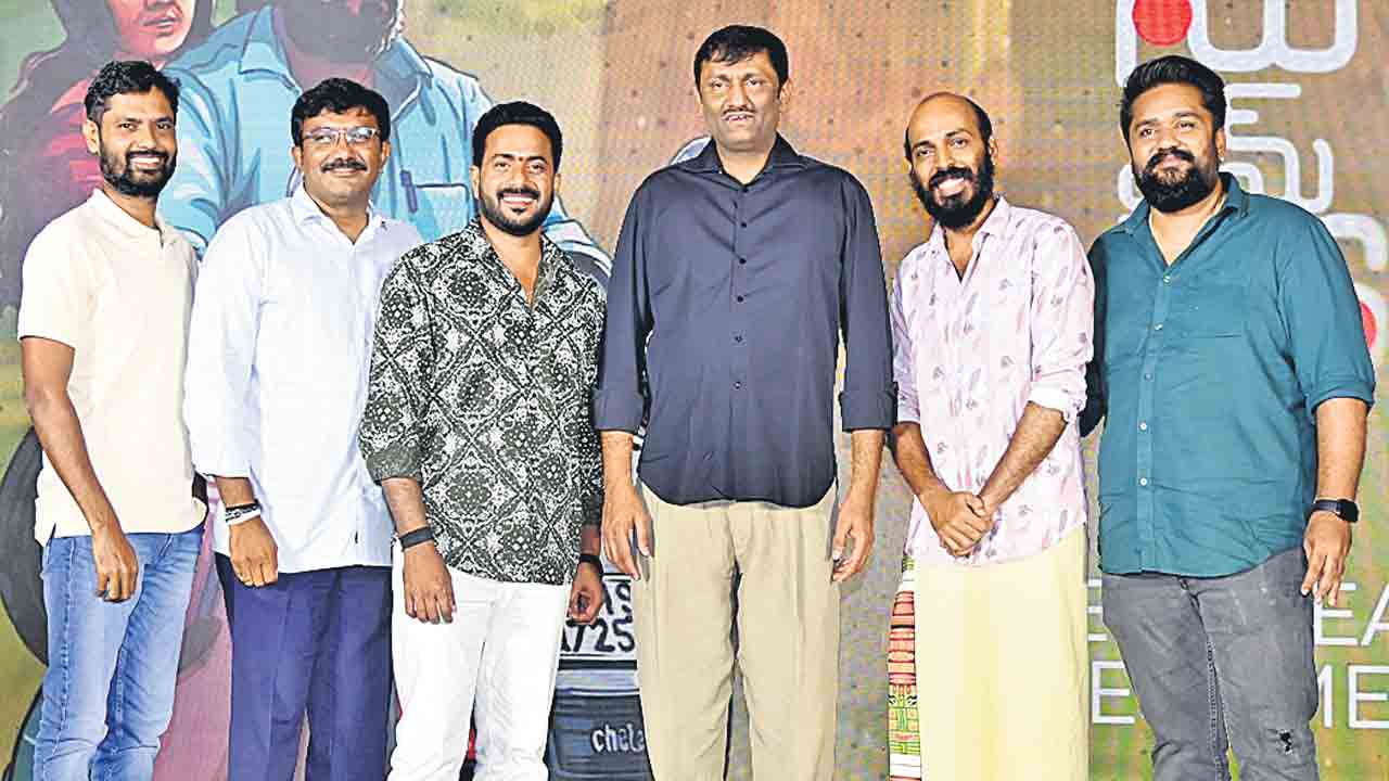 నాన్‌స్టాప్‌గా నవ్విస్తుంది