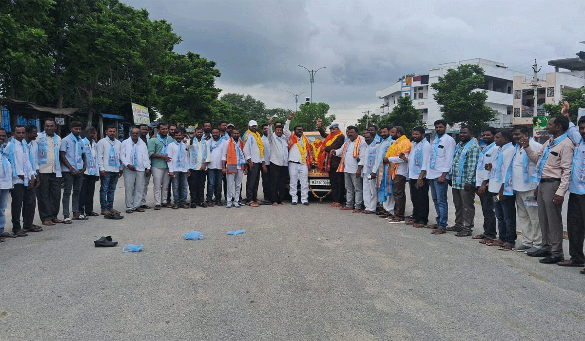 Kalasha Yatra | యుద్ధంలో వీరమరణం పొందిన వీరుల కోసమే కలశయాత్ర