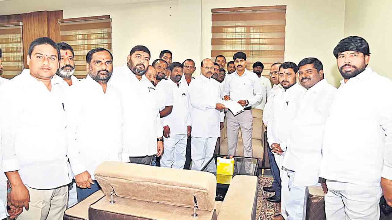 ఇంటిగ్రేటెడ్‌ కార్యాలయాలొద్దు