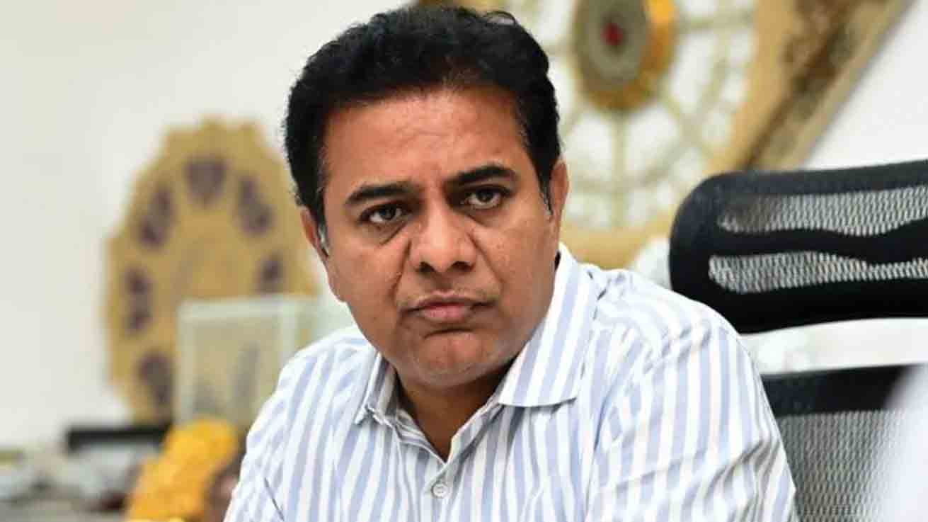 నీళ్లు లేవు.. కరెంటు ఎప్పుడొస్తదో తెల్వదు