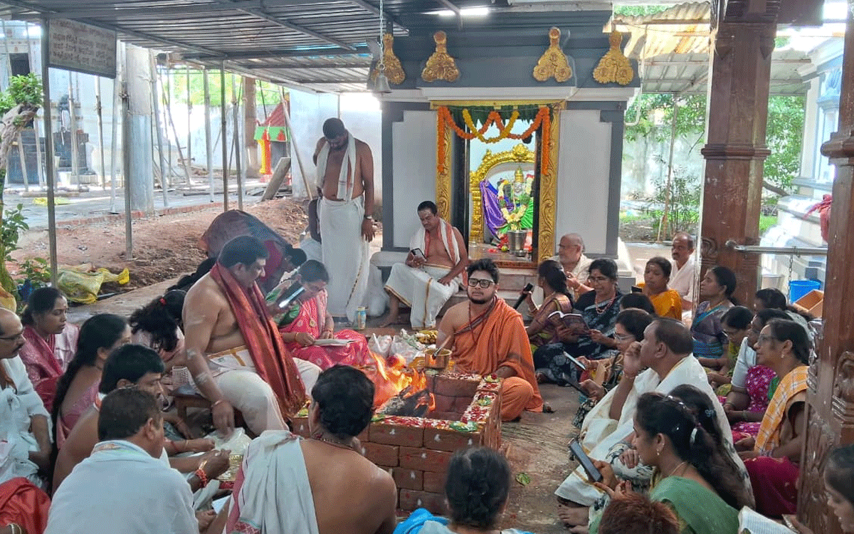 Masashivratri | కరీంనగర్‌లో వైభవంగా మాసశివరాత్రి వేడుకలు