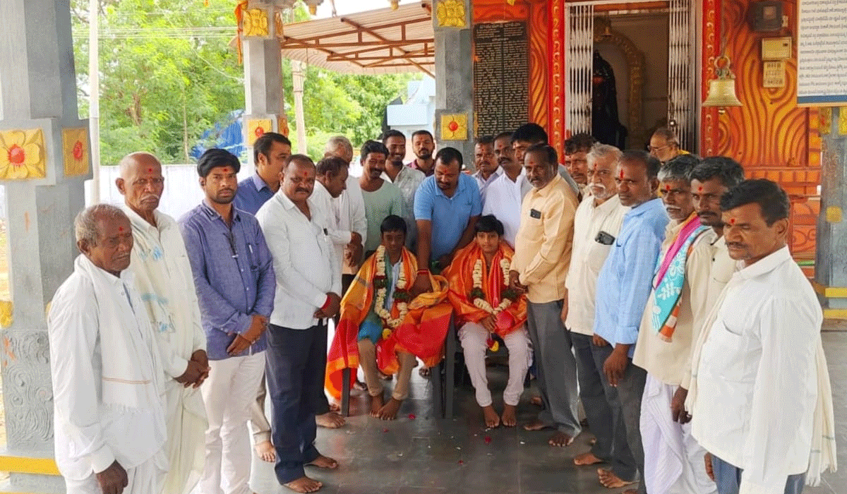 Honored | ప్రవేశ పరీక్షల్లో ప్రతిభ కనబరిచిన విద్యార్థులకు ఘన సన్మానం