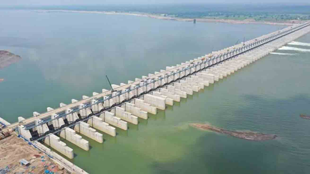 బీఆర్‌ఎస్‌ నిలదీత.. సర్కారులో కదలిక!