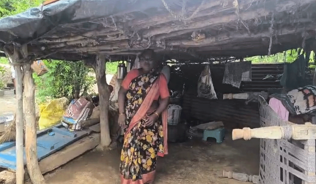 Indiramma house | మాకేది ఇందిరమ్మ ఇల్లు..! లిస్టులో పేరున్నదంటే ఉన్న ఇంటిని కూలగొట్టుకున్నం