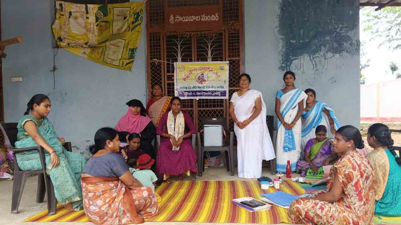 Breastfeeding | చిన్నారుల ఆరోగ్య భద్రతకు తల్లిపాలు పునాదిలాంటివి