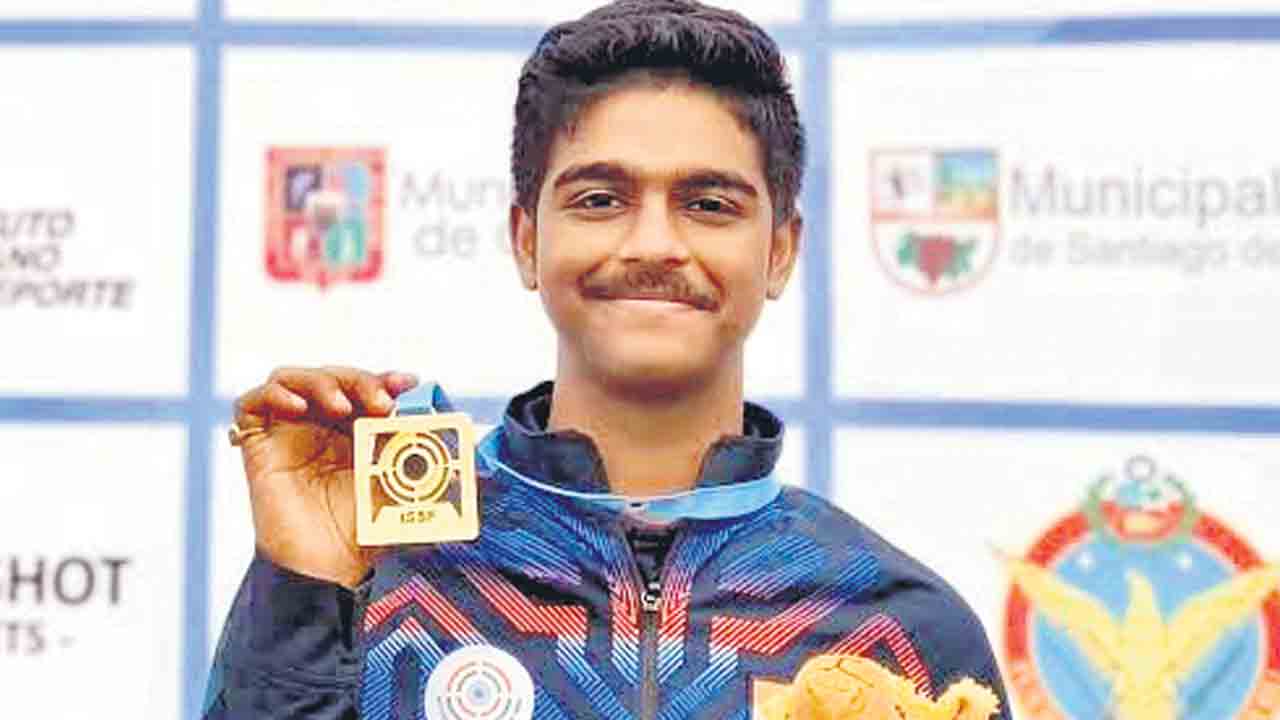 అభినవ్‌ పసిడి ధమాకా.. యశస్వికి రజతం, ఏషియన్‌ షూటింగ్‌ టోర్నీ