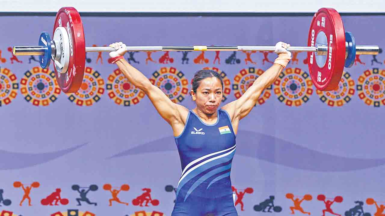 మీరాబాయికి స్వర్ణం… కామన్‌వెల్త్‌ చాంపియన్‌షిప్స్‌లో కొత్త రికార్డు.. రీఎంట్రీలో సత్తాచాటిన భారత అమ్మాయి